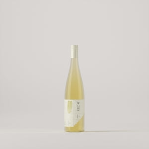 Scielo Riesling bottle beauty shot