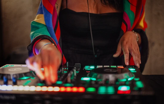 Underground disco featuring DJ sets